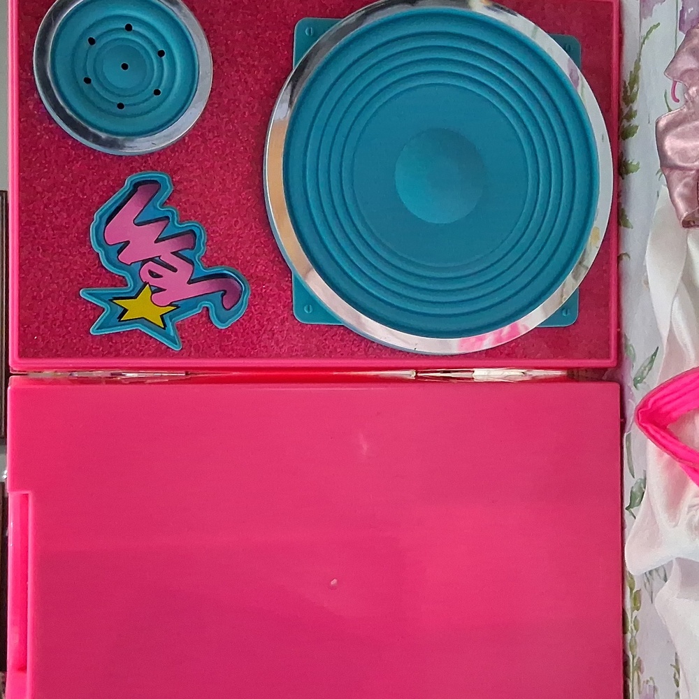 1986 Hasbro Jem And The Holograms 5 Doll Playset Jem Rock Backstager - Picture 6 of 17
